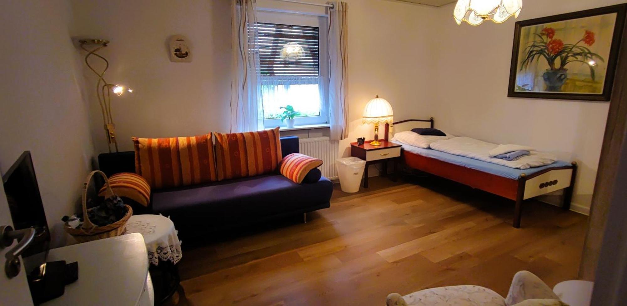 Haus Am Park Hotel Steinhagen  Ngoại thất bức ảnh